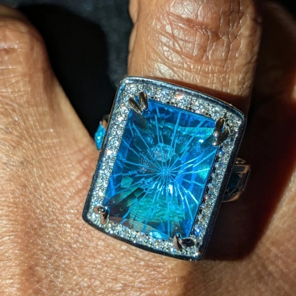 12 TCW Swiss Blue topaz & White Sapphire Luxurious 925 Silver Statement Ring Sz9
